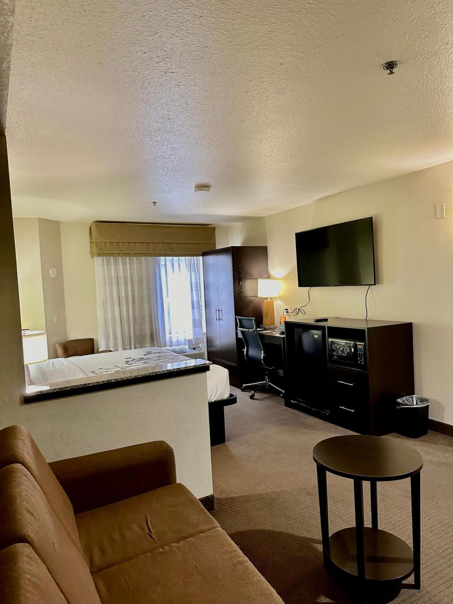 Sleep Inn & Suites Tulsa Central I-44 Eksteriør bilde
