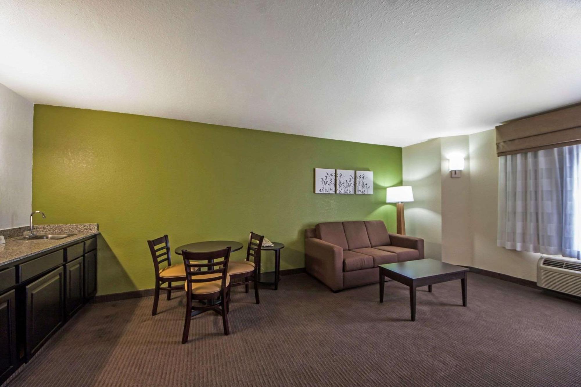 Sleep Inn & Suites Tulsa Central I-44 Eksteriør bilde